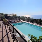Petra - Libeccio * 帕拉迪索海岸