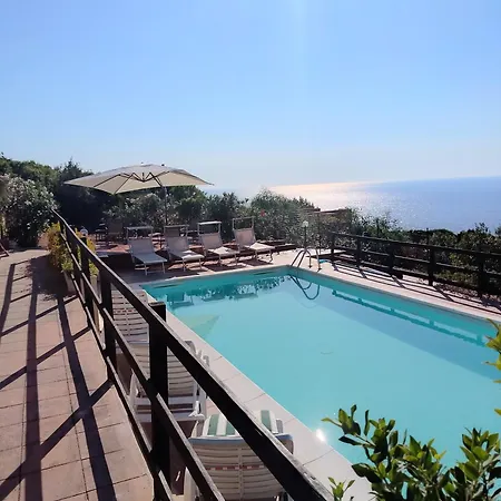 Petra - Libeccio * コスタ・パラディーゾ